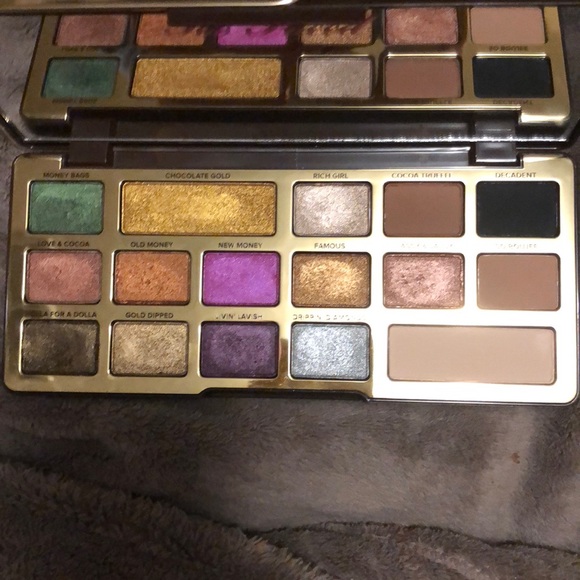 *TRADED* Too Faced Chocolate Gold palette - Picture 2 of 4